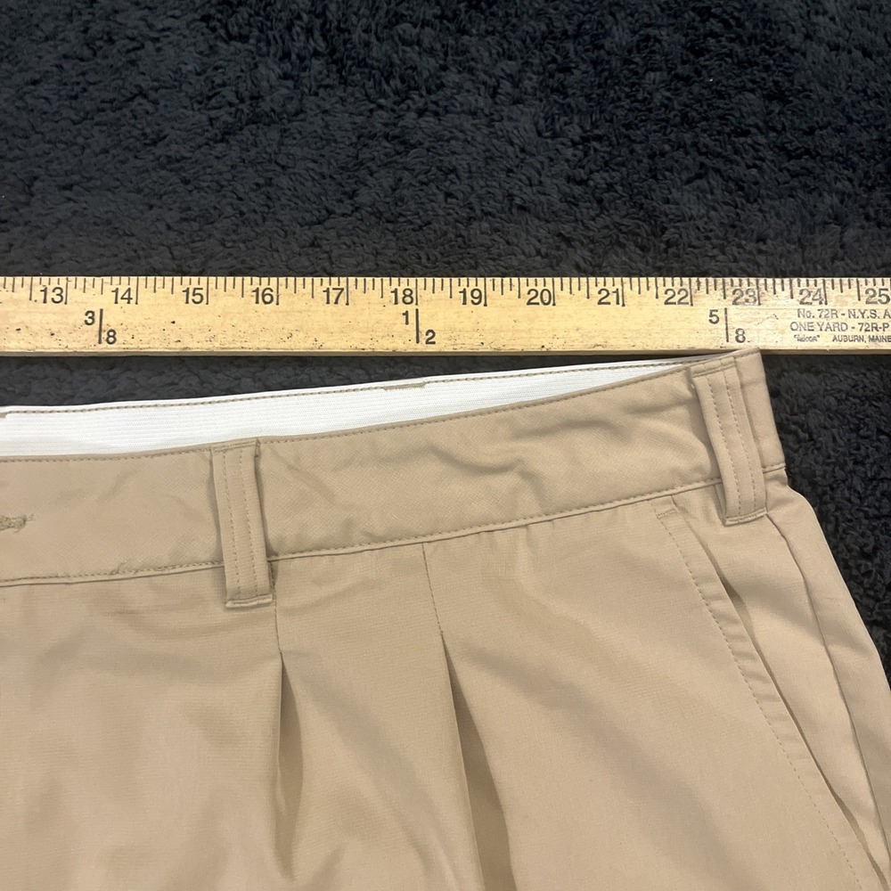 reebok favorite golf shorts men's 46 beige pleated‎ 8.5" inseam - Picture 3 of 9
